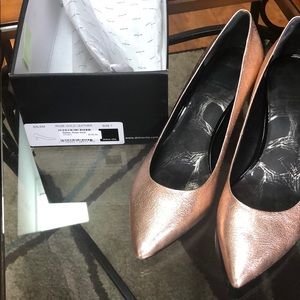 Dolce Vita Rose Gold Leather Pump